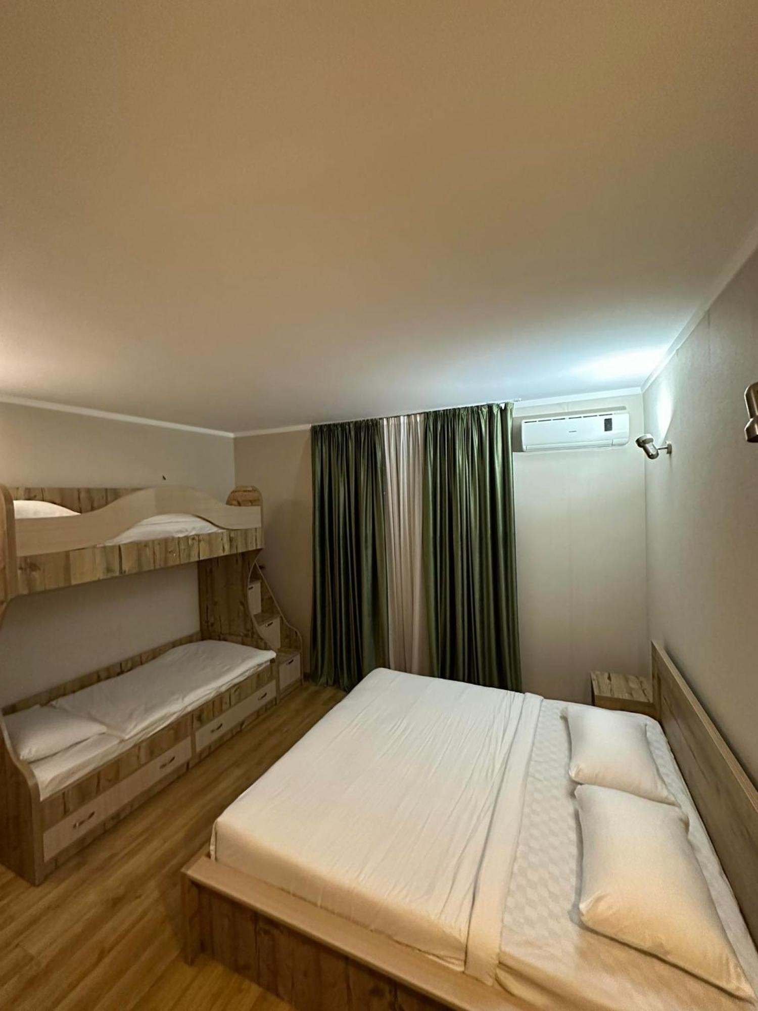 Mariam Sea Towers Apartment Batumi Exterior photo